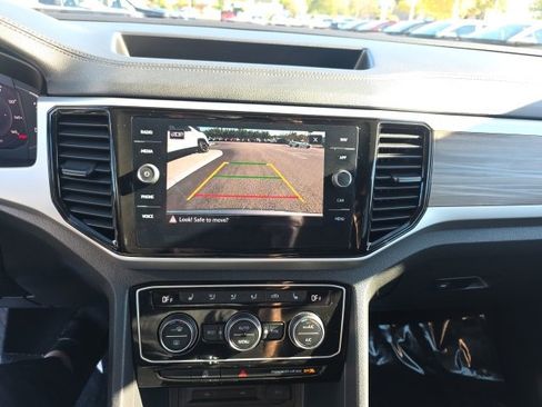 Used 2023 Volkswagen Atlas SEL image 20