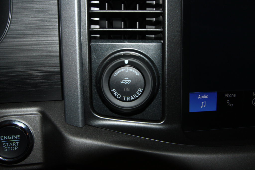Used 2026 Ford F150 XLT w/ Equipment Group 302A MID AWD/4WD image 16