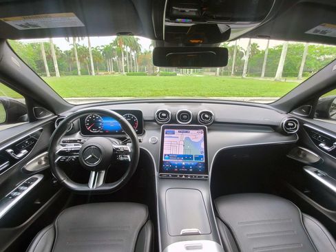 Used 2024 Mercedes-Benz C 300 Sedan image 8