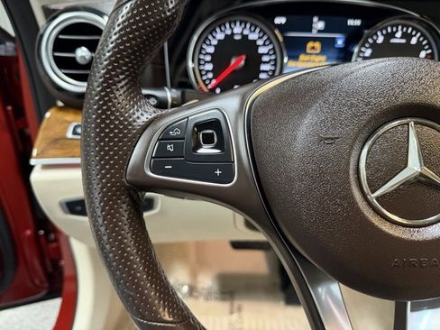 Used 2018 Mercedes-Benz E 400 4MATIC Sedan w/ Premium 3 Package (Q03) image 18