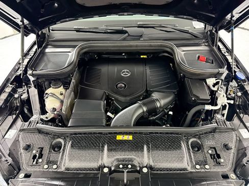 Certified 2025 Mercedes-Benz GLE 350 4MATIC w/ AMG Line Exterior image 30