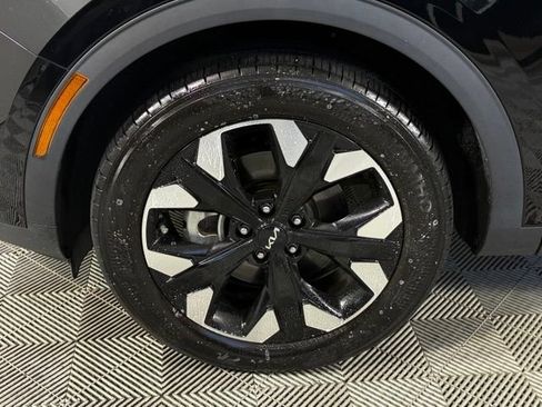Used 2024 Kia Sportage X-Line w/ X-Line Premium Package AWD/4WD image 11