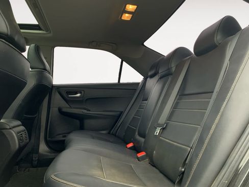 Used 2017 Toyota Camry XLE image 15