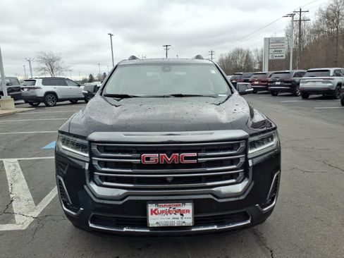 Used 2023 GMC Acadia AT4 w/ Technology Package AWD/4WD image 3