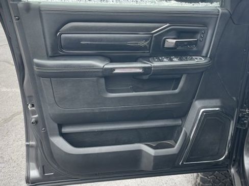 Used 2022 RAM 3500 Limited image 12