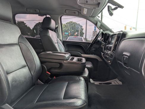 Used 2018 Chevrolet Silverado 1500 LT w/ Texas Edition AWD/4WD image 15