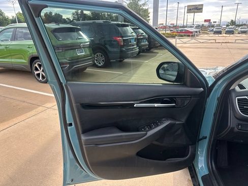 Used 2026 Kia Seltos EX w/ EX Sunroof Package FWD image 10