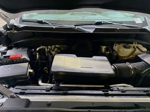 Used 2020 Chevrolet Silverado 1500 LT image 31