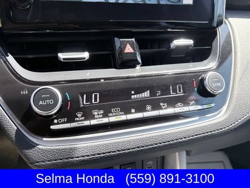 Used 2024 Toyota Corolla Cross XLE w/ Convenience Package FWD image 18