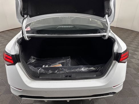 New 2025 Nissan Sentra S image 17