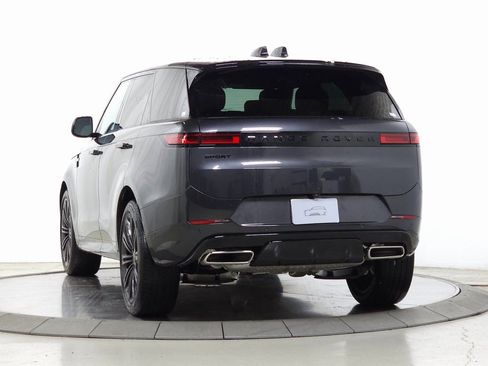 Certified 2026 Land Rover Range Rover Sport Dynamic SE AWD/4WD image 3