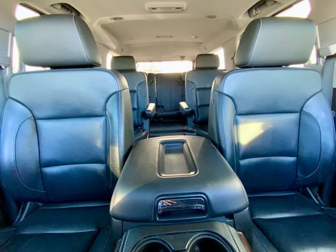 Used 2019 Chevrolet Tahoe LT AWD/4WD image 33