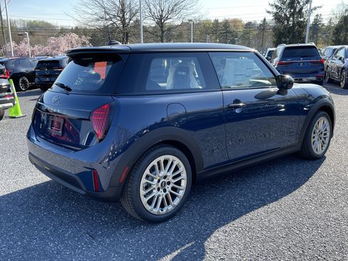 Used 2026 MINI Cooper S FWD image 6