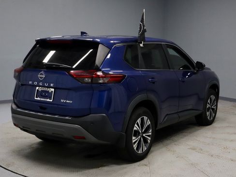 Certified 2022 Nissan Rogue SV image 13