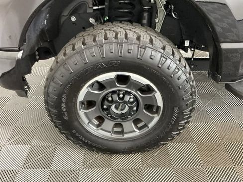 Used 2024 Ford F350 Platinum w/ Tremor Off-Road Package AWD/4WD image 34