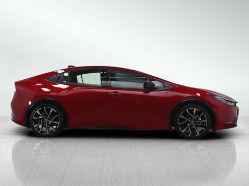 Used 2026 Toyota Prius Plug-In Hybrid image 6