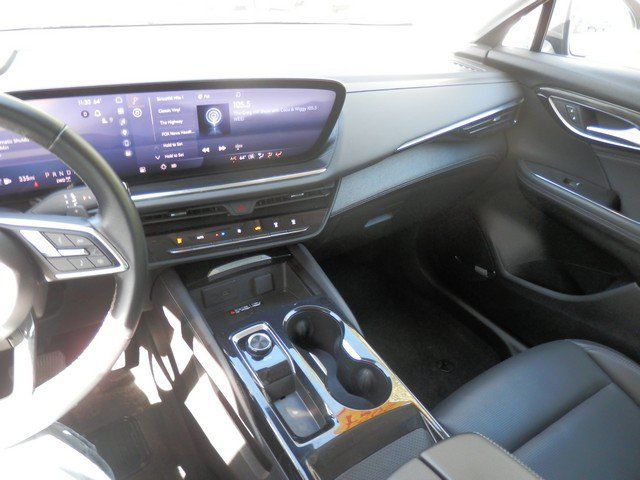 Used 2024 Buick Envision Preferred AWD/4WD image 24