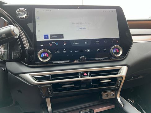 Certified 2025 Lexus RX 350 Premium image 30