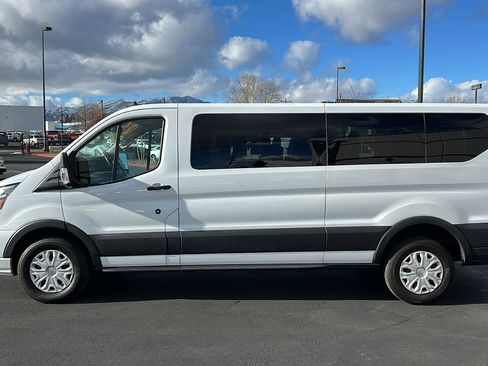 Used 2023 Ford Transit 350 XLT image 8