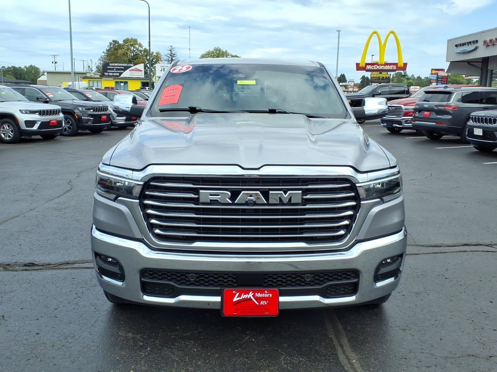 Used 2025 RAM 1500 Laramie w/ Bed Utility Group AWD/4WD image 9