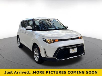 Used 2025 Kia Soul LX w/ LX Technology Package