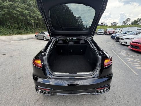 Used 2018 Kia Stinger Premium RWD image 9