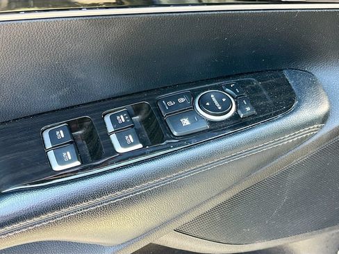 Used 2019 Kia Sorento FWD w/ LX Convenience Package image 17