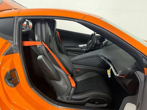 Used 2023 Chevrolet Corvette Stingray Coupe w/ 1LT RWD image 23