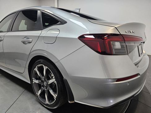 Used 2025 Honda Civic Sport Touring image 9