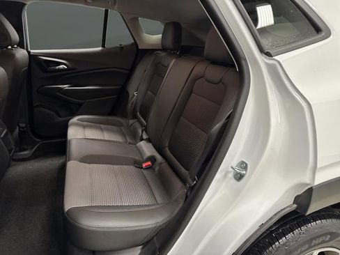 Used 2024 Chevrolet Trax LT w/ Driver Confidence Package image 28