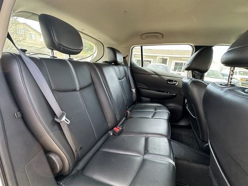 Used 2019 Nissan Leaf SL Plus w/ Protection Package image 22
