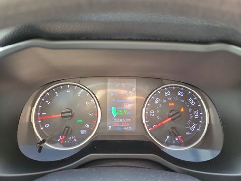 Used 2019 Toyota RAV4 XLE image 24