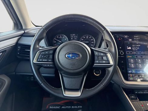 Used 2024 Subaru Outback Premium AWD/4WD image 29