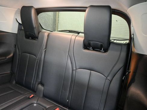 Used 2023 INFINITI QX60 Luxe w/ Cargo Package FWD image 21