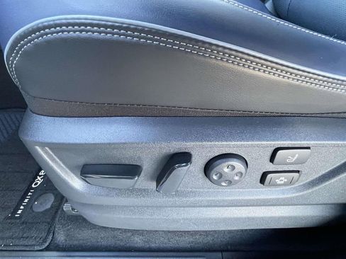 New 2026 INFINITI QX80 4WD w/ Sport Exterior Package image 15