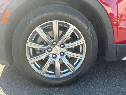 Used 2020 Cadillac XT4 Premium Luxury w/ Driver Awareness Package image 5