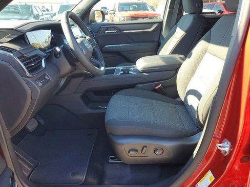 New 2025 GMC Acadia Elevation image 21