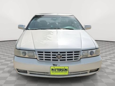 Used 2003 Cadillac Seville STS w/ Preferred Equipment Group FWD image 3