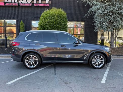 Used 2021 BMW X5 xDrive40i w/ Premium Package AWD/4WD image 21