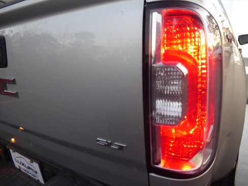 Used 2017 GMC Canyon SLT w/ Trailering Package image 23