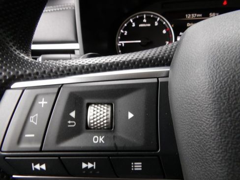 New 2025 Mitsubishi Outlander ES image 28