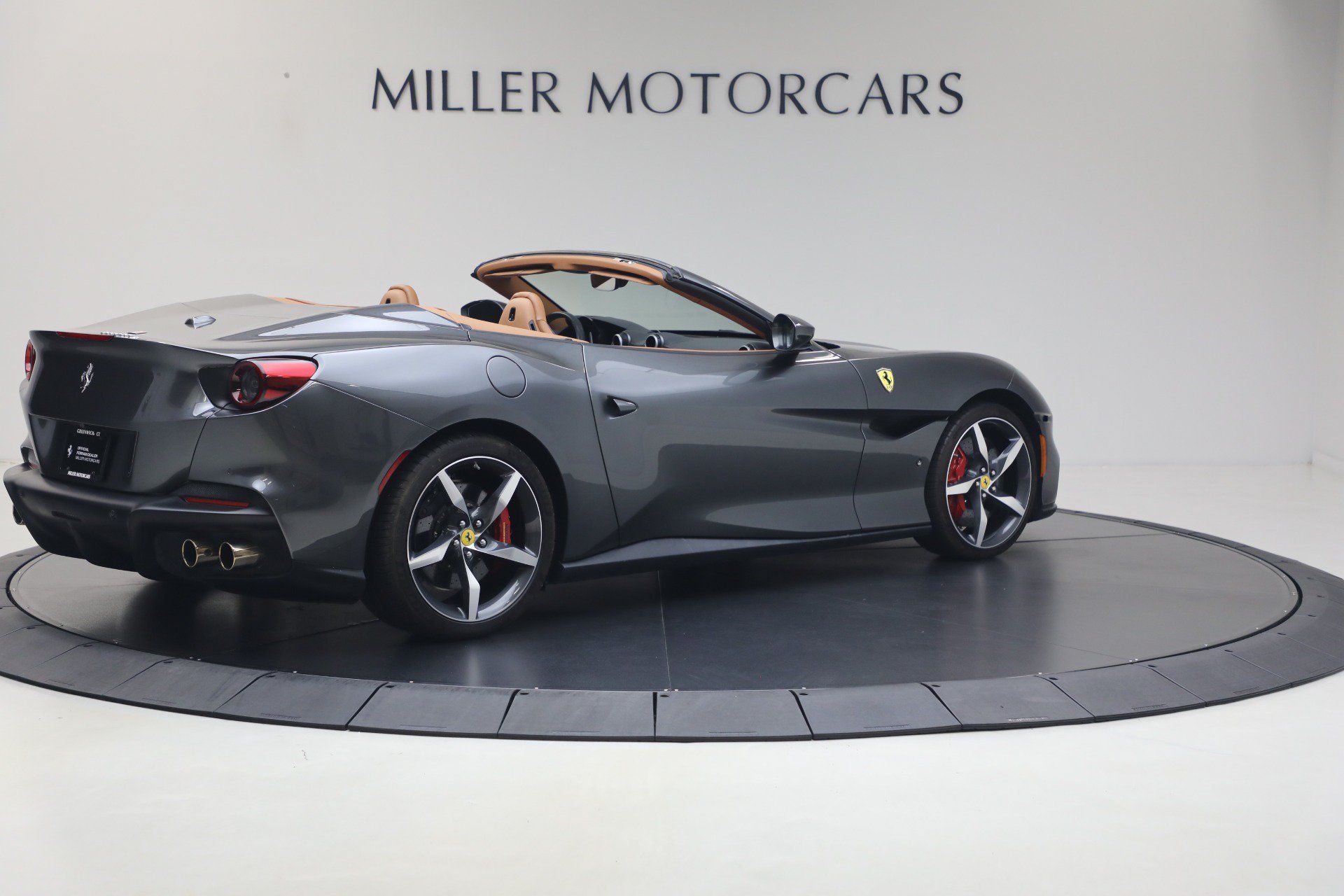 Certified 2022 Ferrari Portofino M RWD image 9