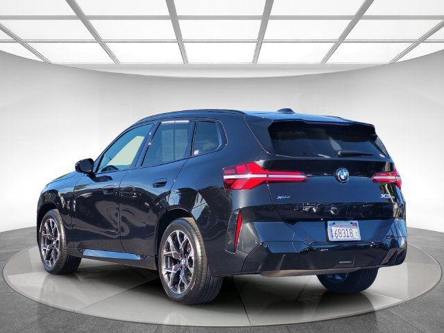 Used 2025 BMW X3 xDrive30i AWD/4WD image 6