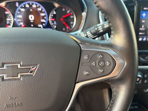 Used 2022 Chevrolet Traverse Premier w/ Redline Edition FWD image 22