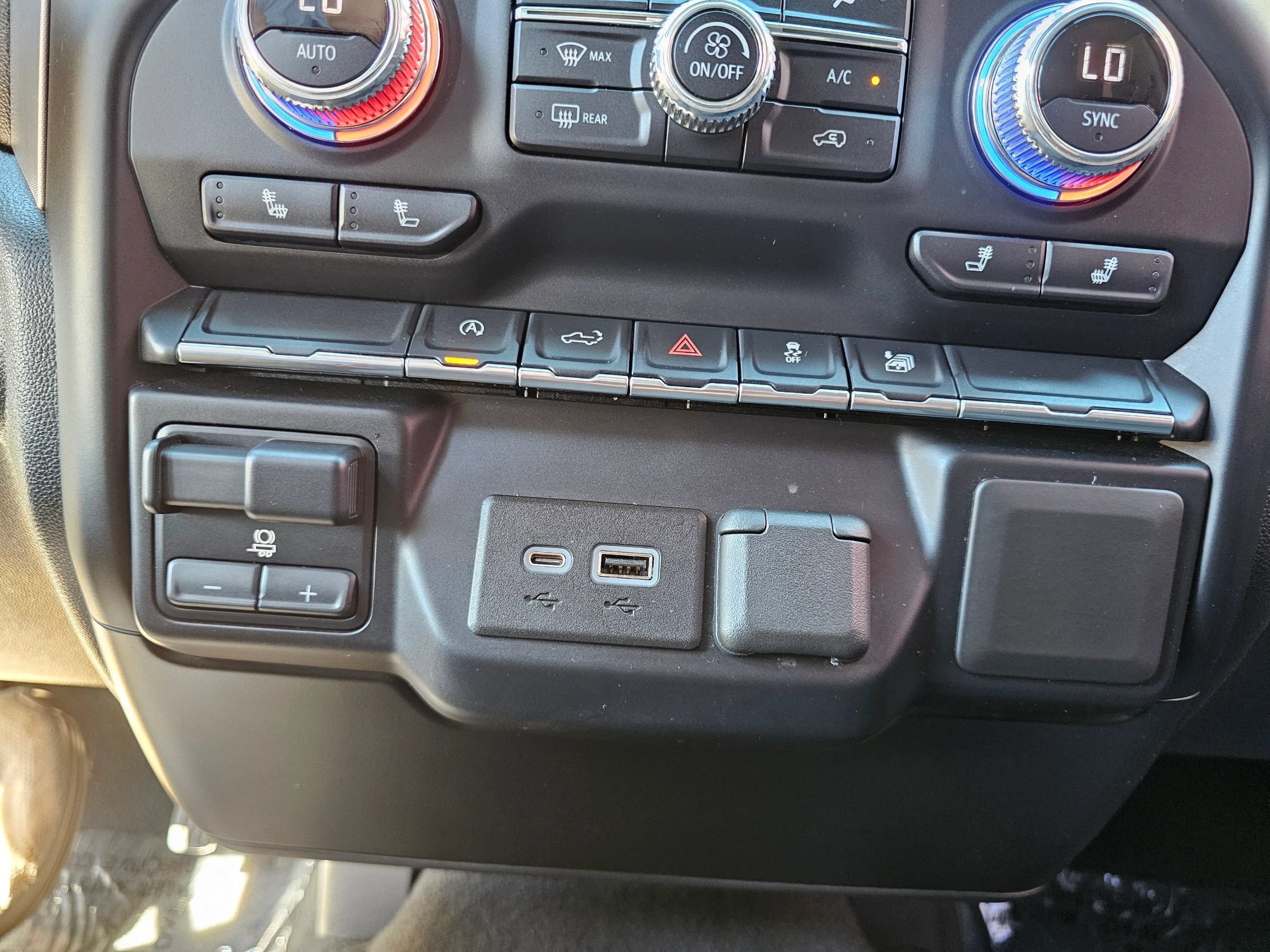 Used 2021 GMC Sierra 1500 Elevation RWD image 16