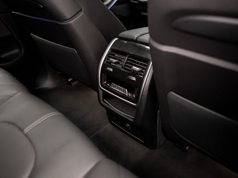 Used 2023 BMW X5 M50i w/ Executive Package image 71