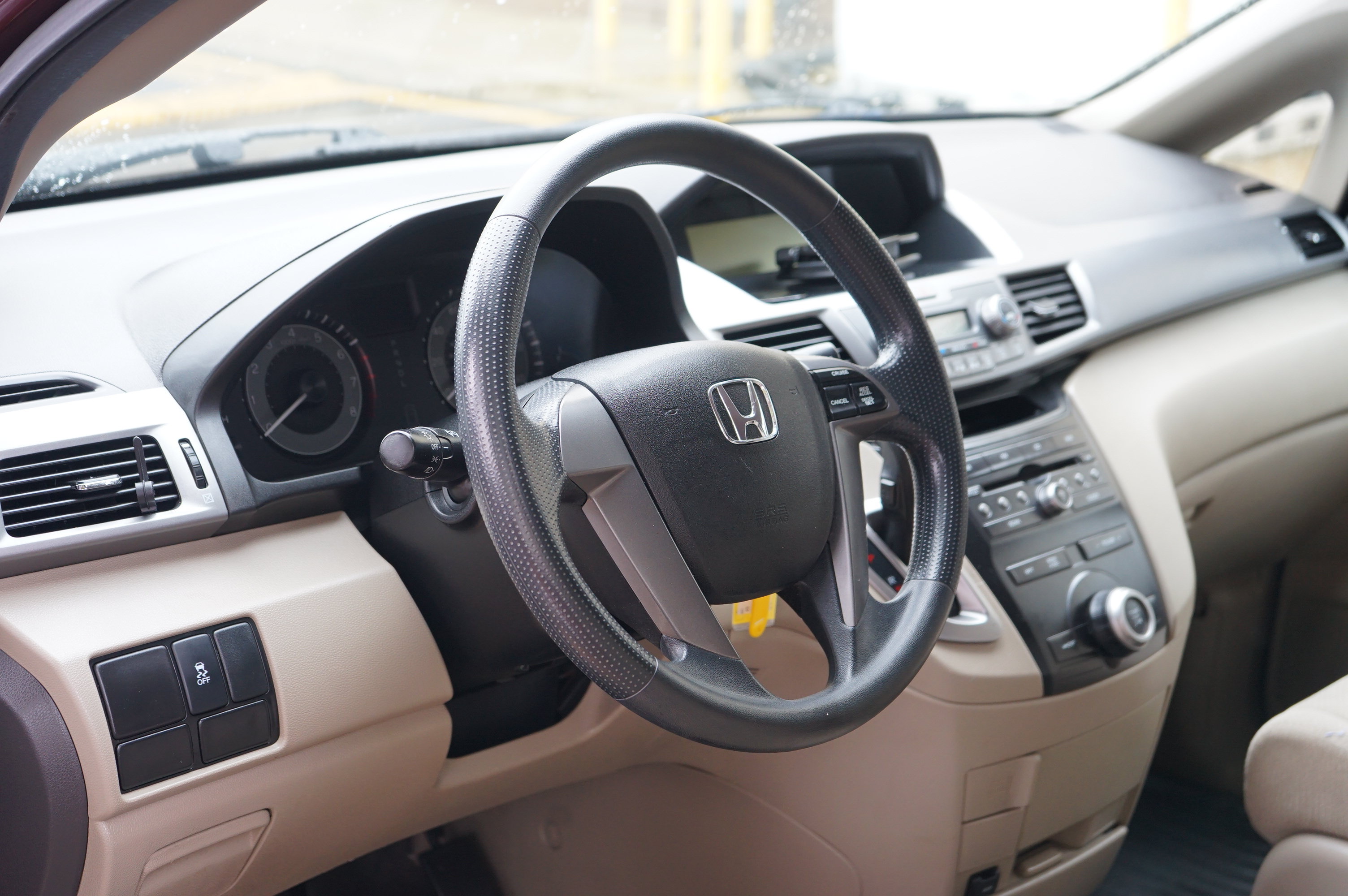 Used 2012 Honda Odyssey LX image 11