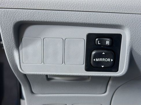 Used 2009 Toyota Corolla LE image 11