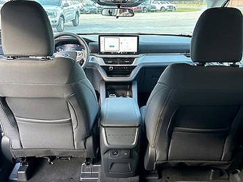 New 2026 Ford Explorer Active image 29