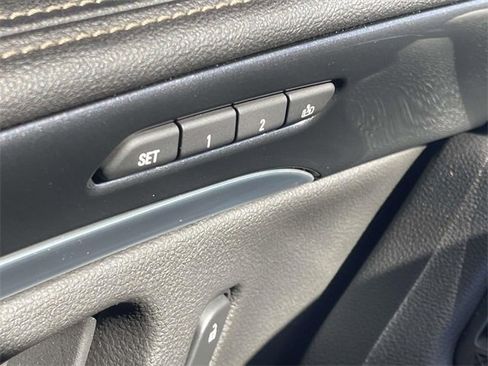 Used 2019 Chevrolet Impala Premier w/ Premier Confidence Package image 25